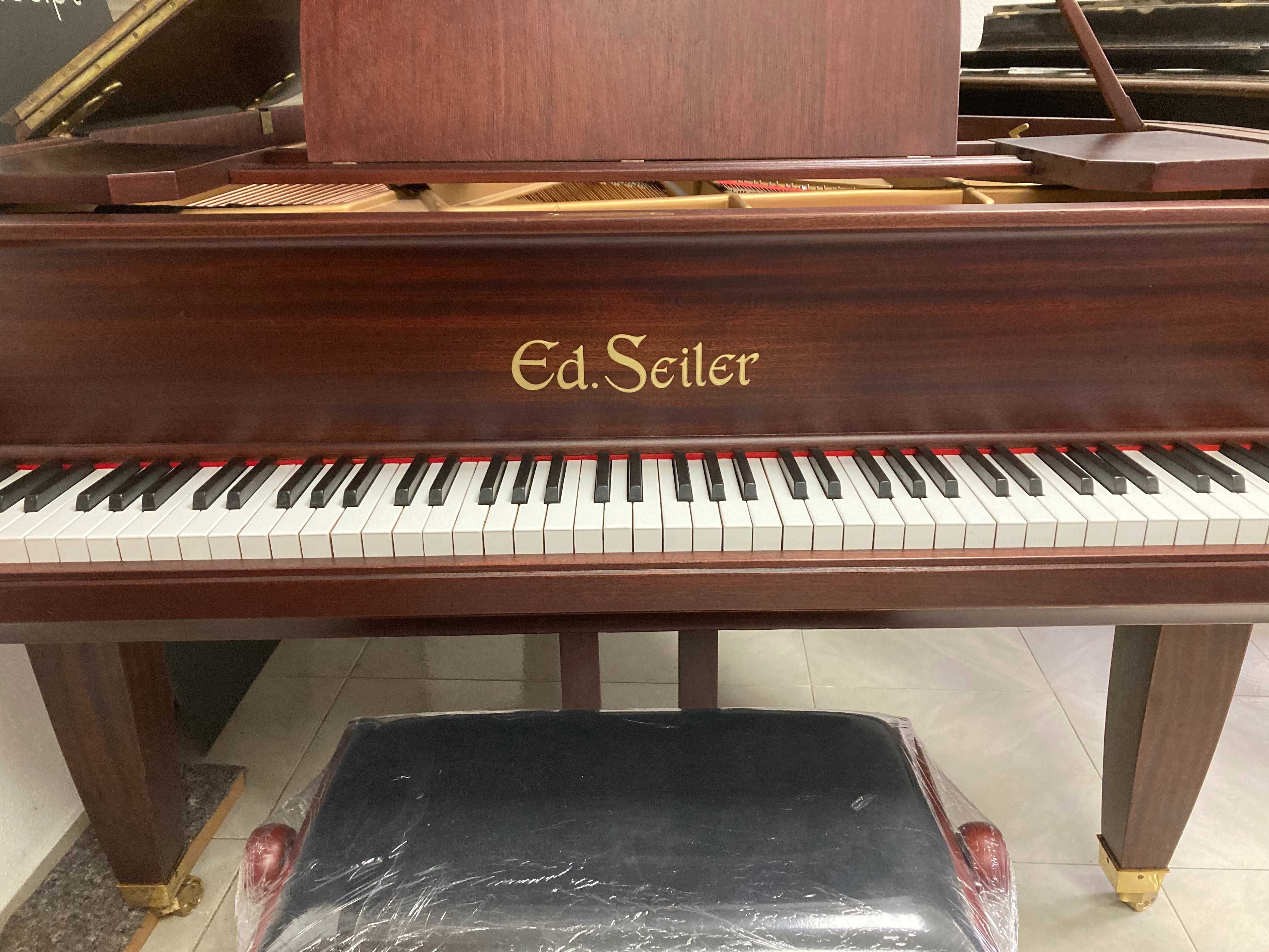 Piano de Cauda Ed. Seier / Ed. Seiler Grand Piano