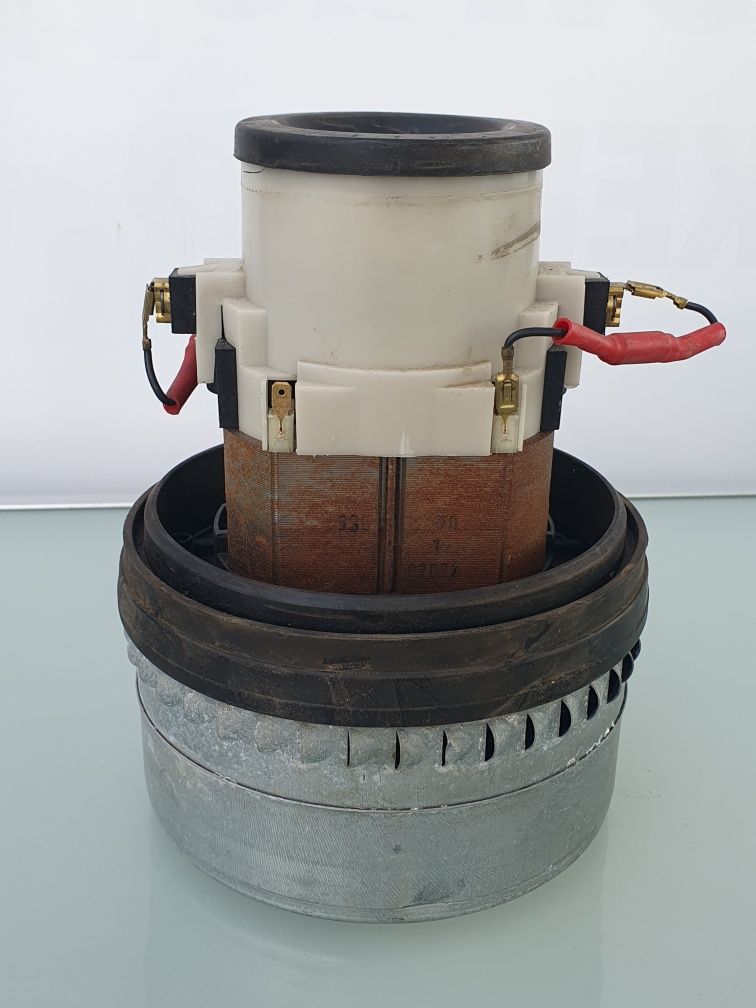 Oryginalny Silnik do odkurzacza ZELMER wodnik

336.4100