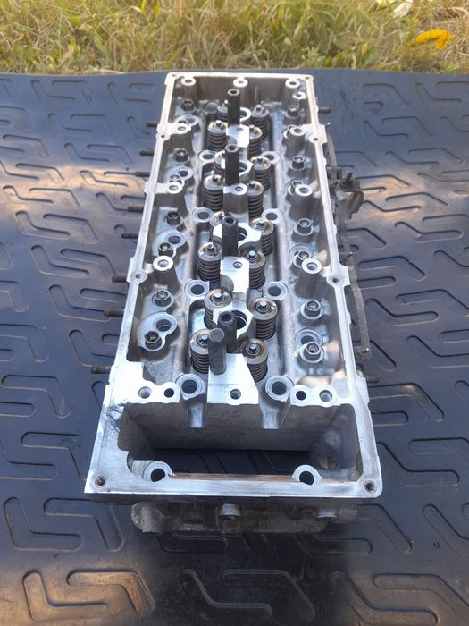 Головка блока цилиндров ГБЦ для Митсубиси Паджеро Вагон 4