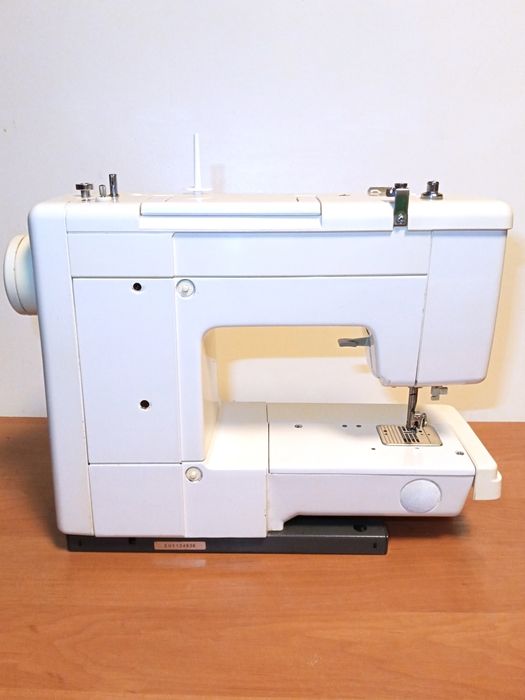 Швейная Brother VX 2080 Японка металл 9кг очень точная, шьёт все ткани