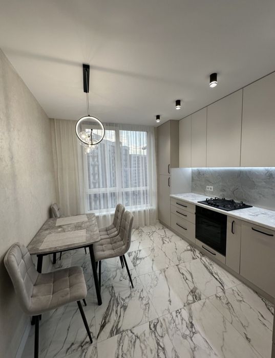 Оренда 1к кв в новобудові вул Під Голоском