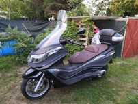 Skuter Piaggio X10