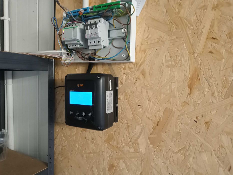 Falownik IVR-08 020S (0,37-1,5kW, 230V/ 11A) inwerter IBO