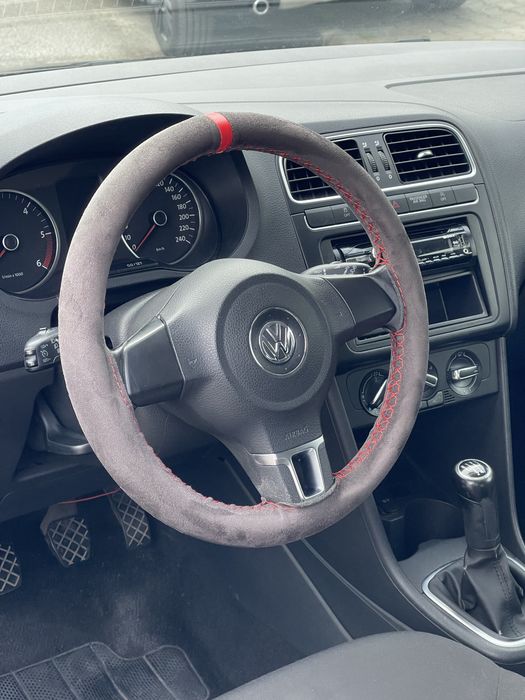 VW Polo 6R Desportivo - Excelente Estado | Inspecionado 2025