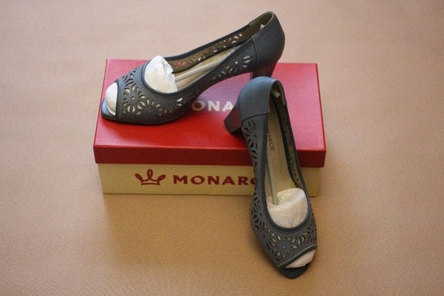 Женские туфли Monarch