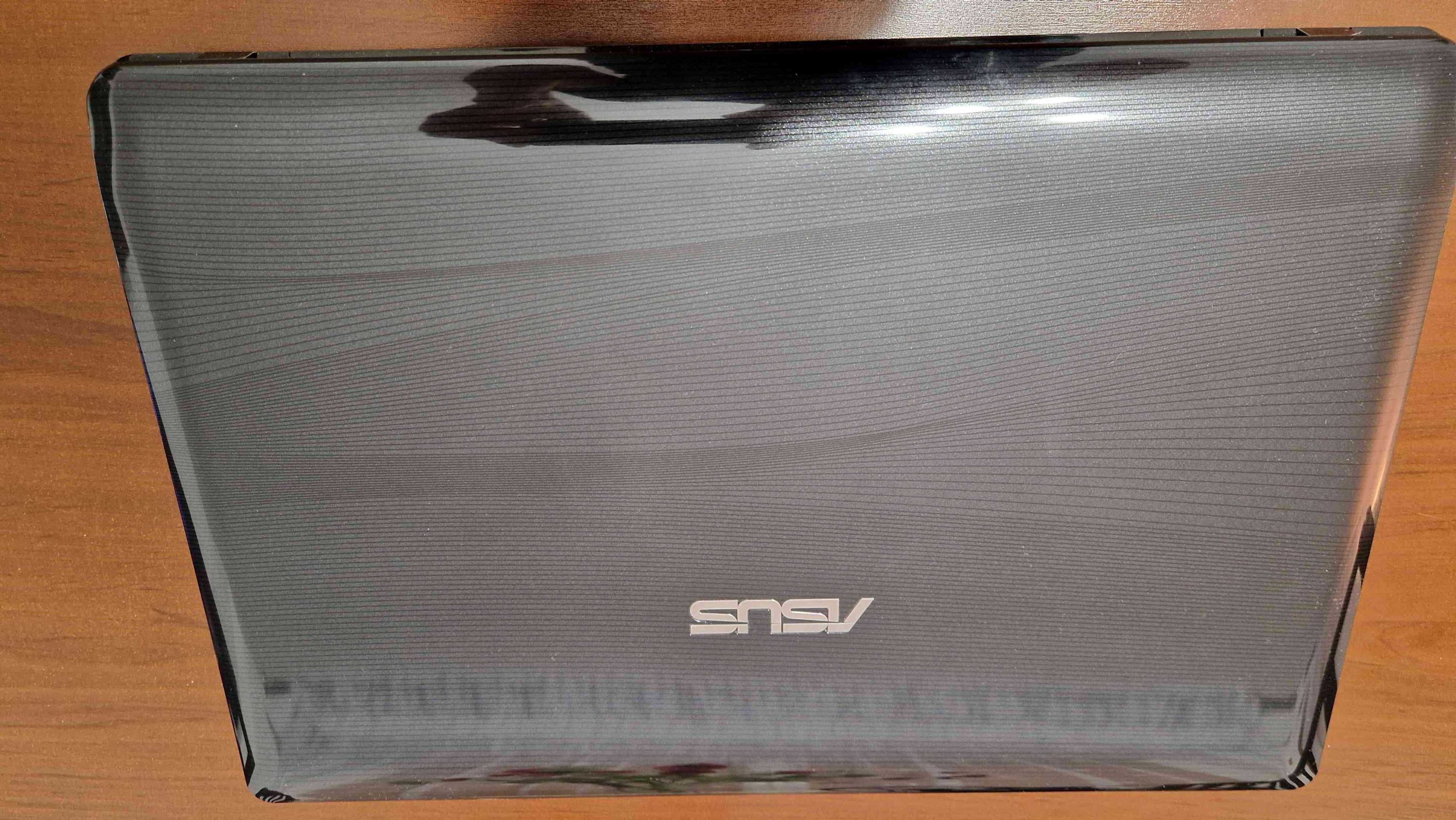 Laptop ASUS A52F