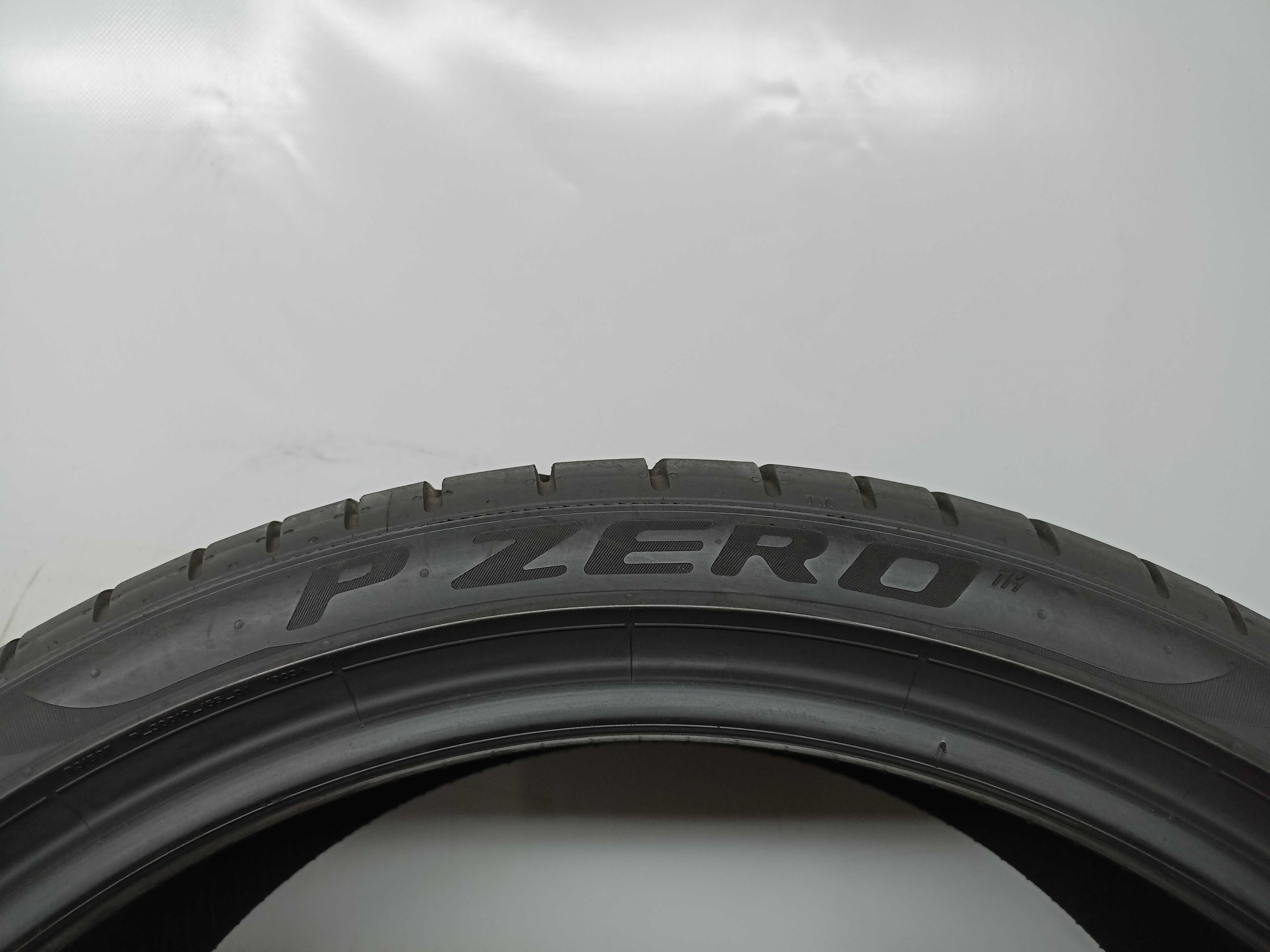 Pirelli P Zero 245/35/20 2020r. 95Y 2x7 2x6,9mm J.NOWE (818)