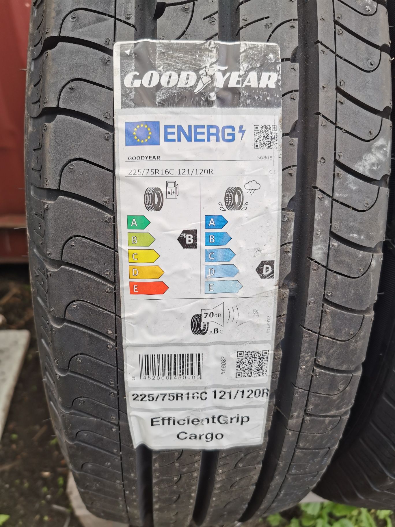 Nowe opony letnie Goodyear efficientgrip cargo 225/75/16C 121/120R 24r