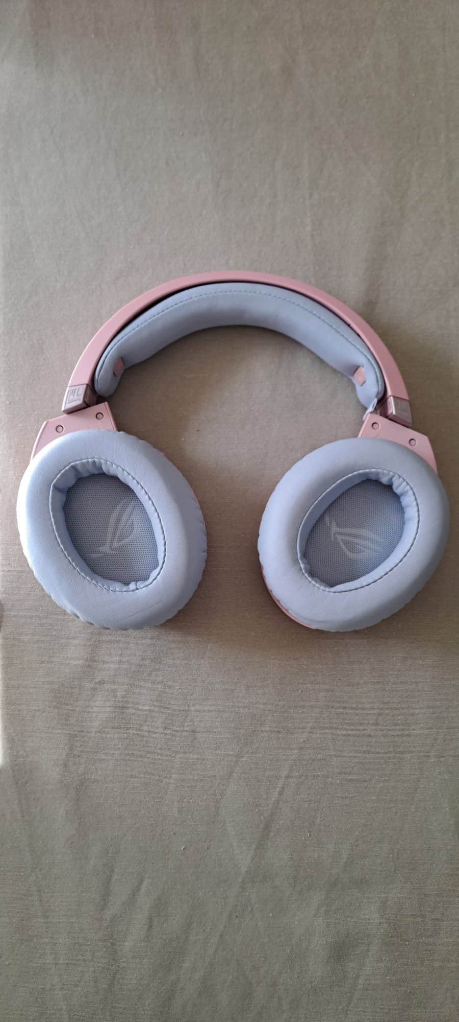Asus ROG Strix Fusion 300 Pink LTD