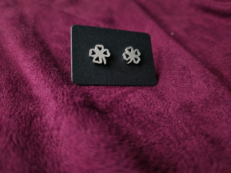 Srebrne kolczyki koniczyna stal chirurgiczna