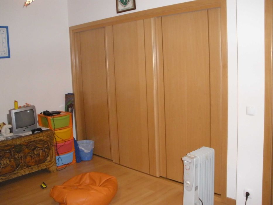 Moradia T4 com Garagem ,Sótão, Quintal e Terraço