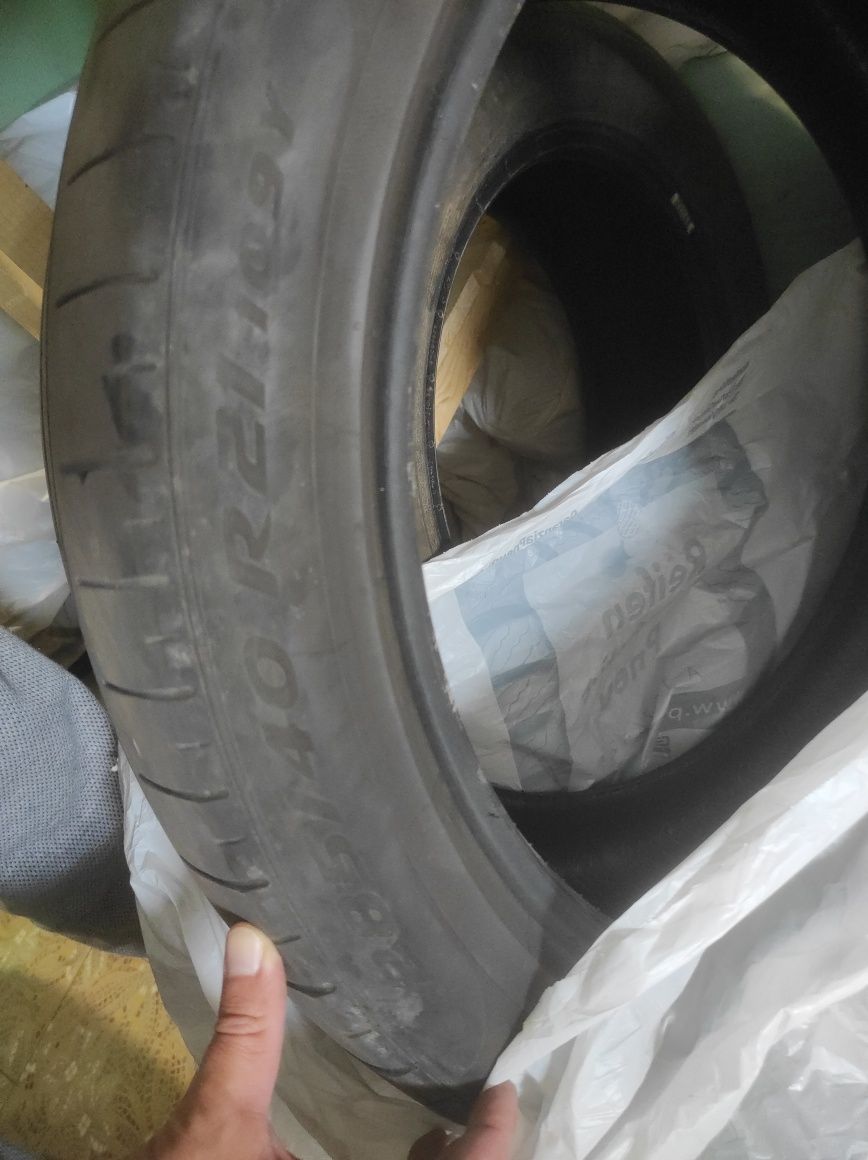 Продам літні шини Pirelli 285/40 R21 109 Y 2019року