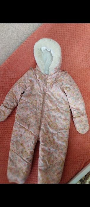 Зимовий комбінезон від бренду George дівчинка, розмір 86-92.