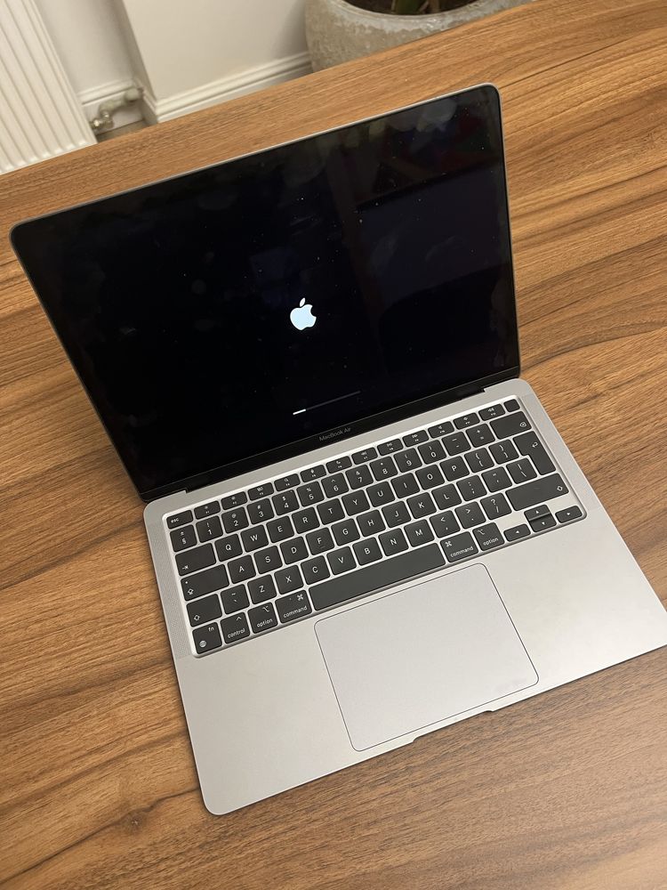 Macbook Air M1 16/256GB