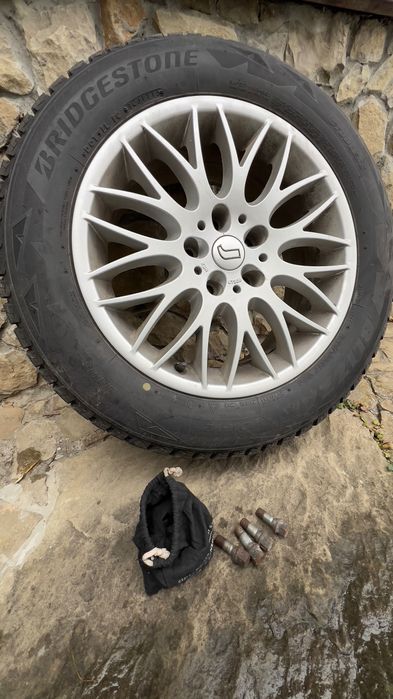 Зимова гума Bridgestone blizzak 225 60 R17 99s