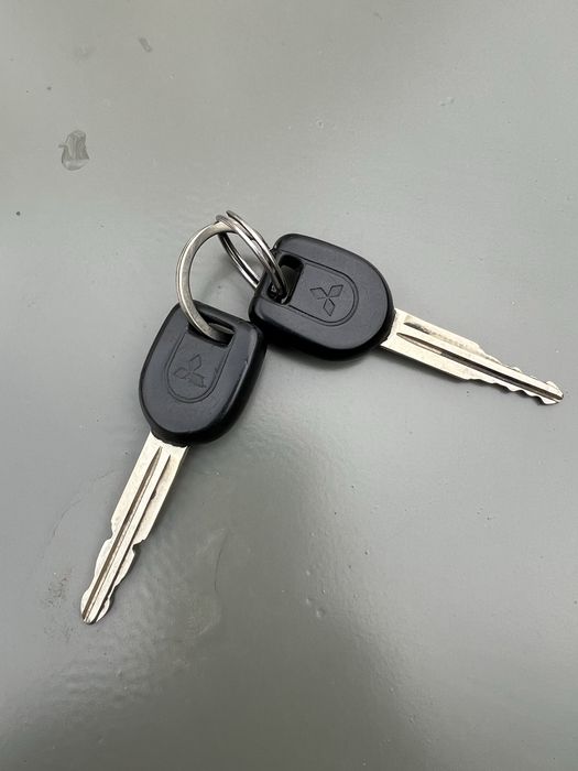 Міцубісі Паджеро,надійний джип,все працює.