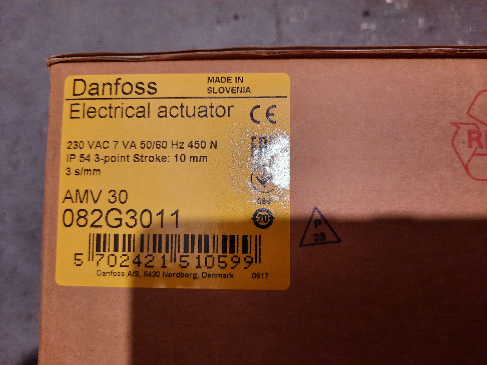 Siłownik Danfoss AMV 30 082G3011