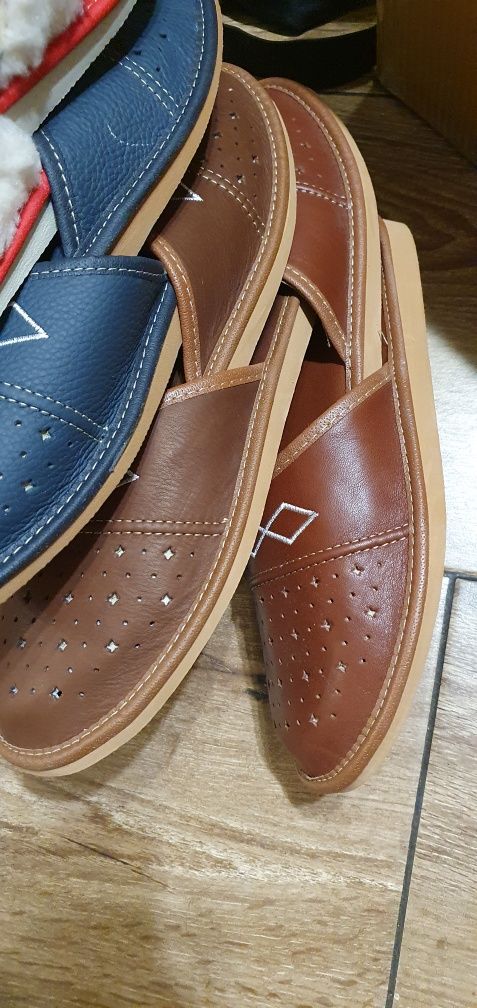 Kapcie laczki pantofle damskie 41oraz męskie46skóra naturalna skórzane