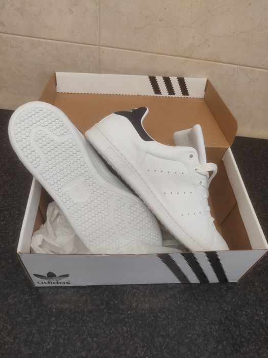 Adidas a estrear na caixa 42
