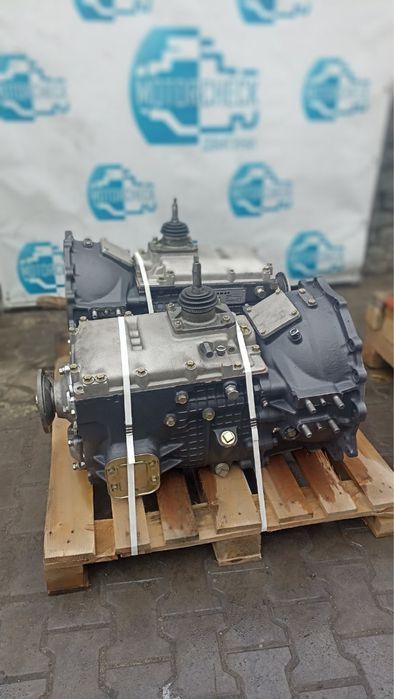 Коробка перемикання передач КамАЗ КПП-141 на УрАЛ без дільника