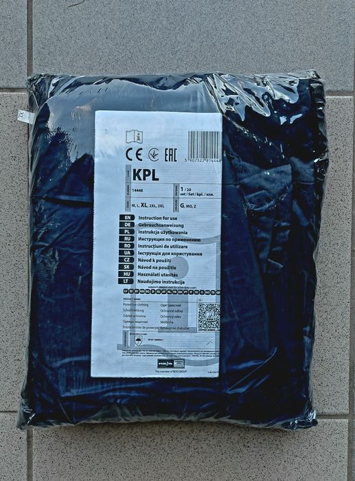 Stroj- Komplet przeciwdeszczowy,  rozmiar XL  - Nowy.