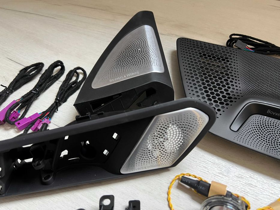 сетки Bowers Wilkins на bmw x5 g05 x7 g07 на динамики бавер вілкінс vv