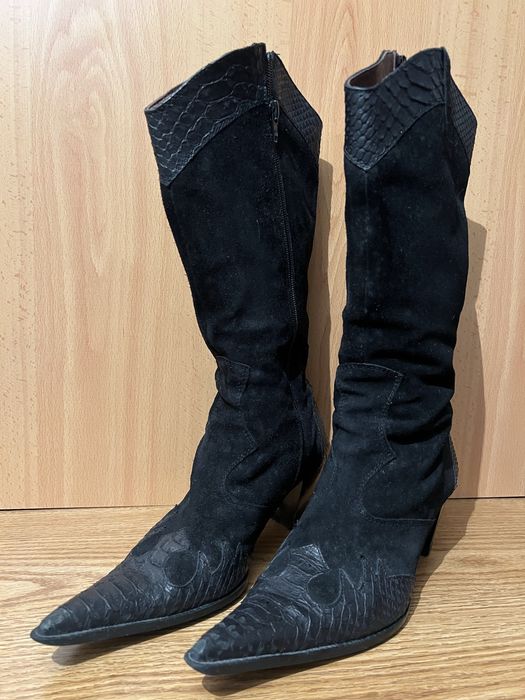 Botas de Camurça em bom estado