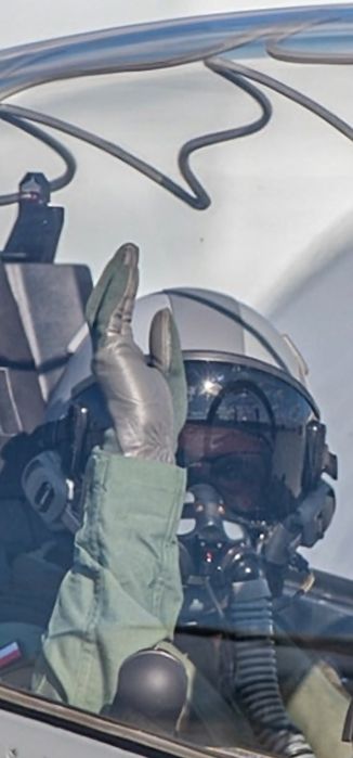 rękawice pilota wz 619/MON