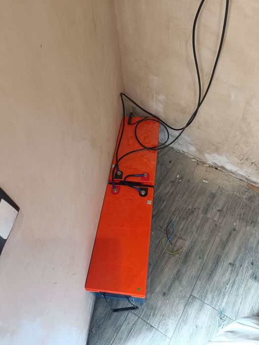 Установка источников бесперебойного питания