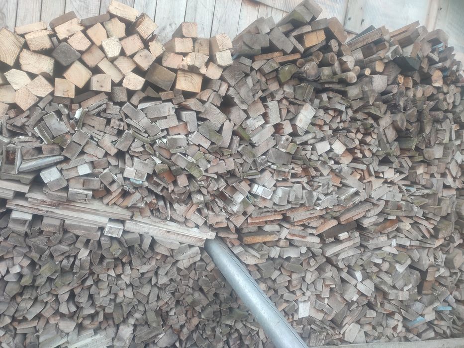 Дрова, переважно сосна