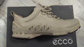 Жіночі кросівки Ecco