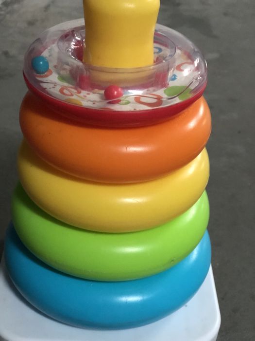 Brinquedo fisher price pirâmide balance