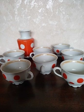 Набор из 7-ми чайных чашек и вазочки