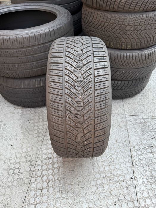 255-40 R19 100V Goodyear Ultragrip Performance+* 2022 розпаровка 1шт