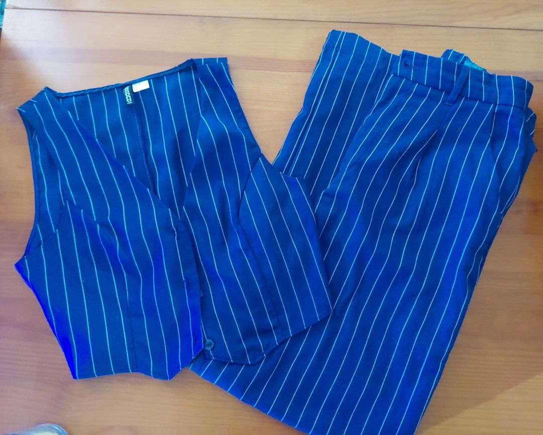 Conjunto calça e colete HM