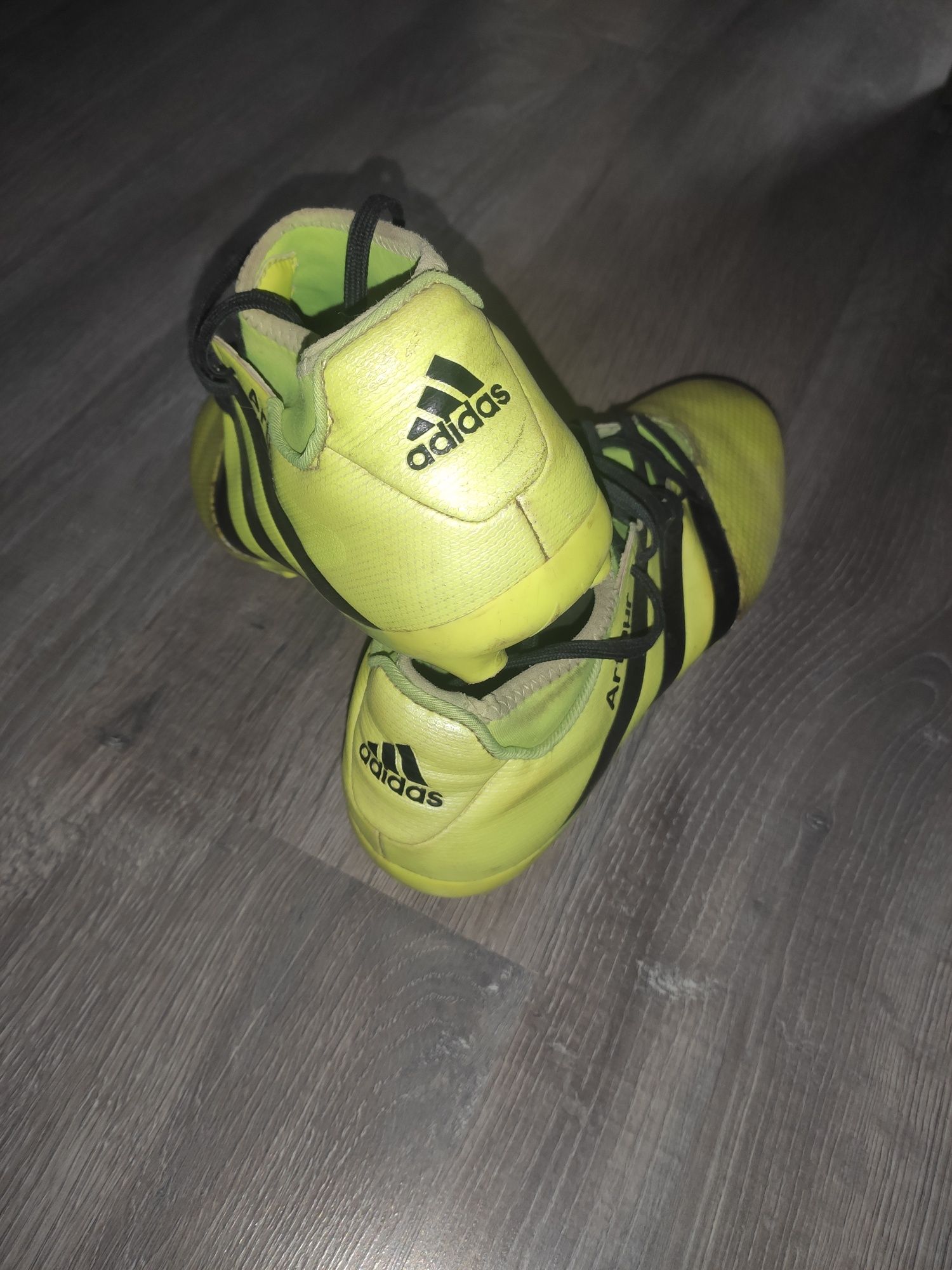 Продам Бутсы adidas