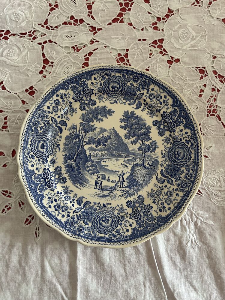Vendo vários pratis antigos em Coimbra