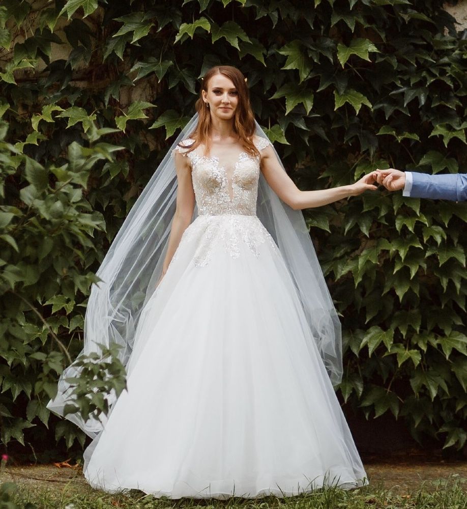 продається неймовірно красиве весільне плаття з нової колекції