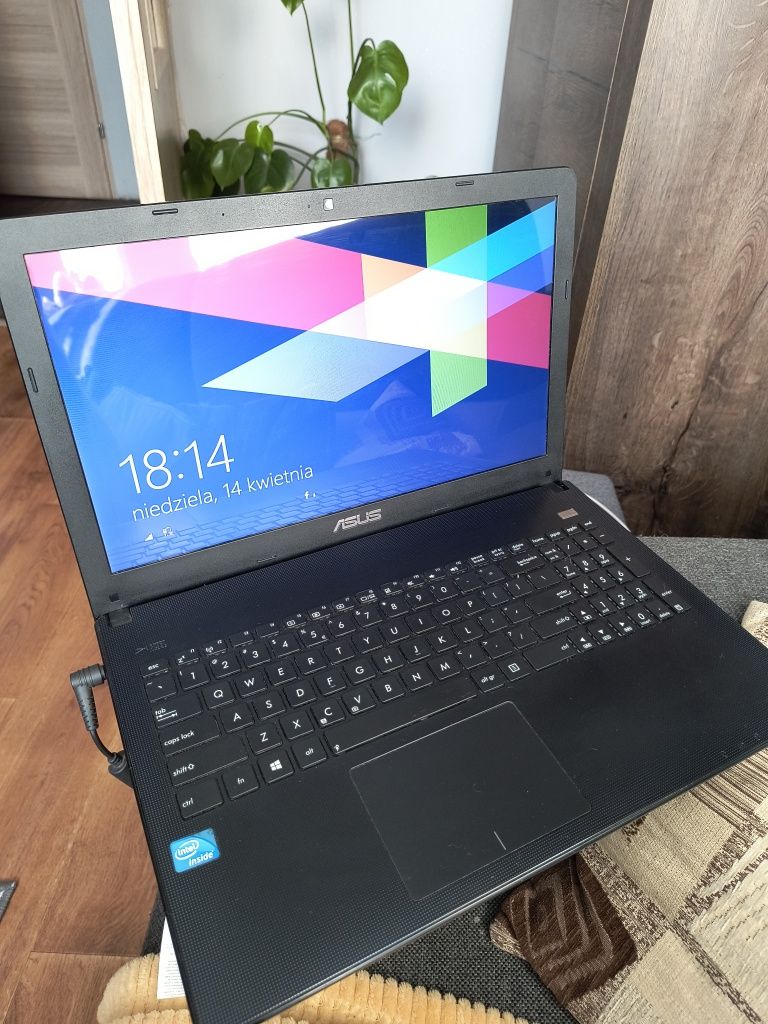 Laptop Asus X501A
