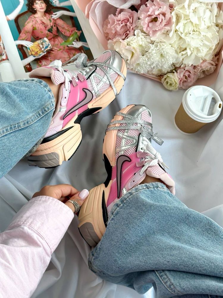 БЕЗ ПЕРЕДОПЛАТ‼️36-41 Спортивні жіночі кросівки Nike V2K Run Pink найк