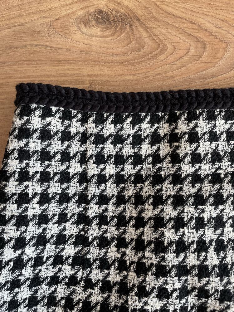 Sprzedam spódniczkę Zara XS - elegancki tweed