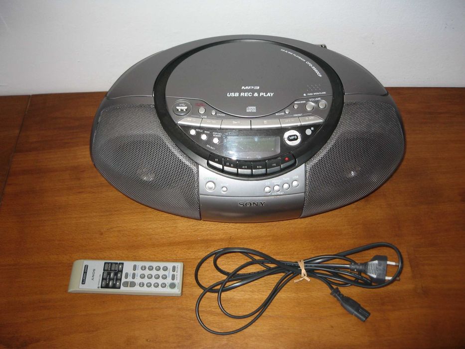 Radioodtwarzacz boombox Sony, 2 usterki