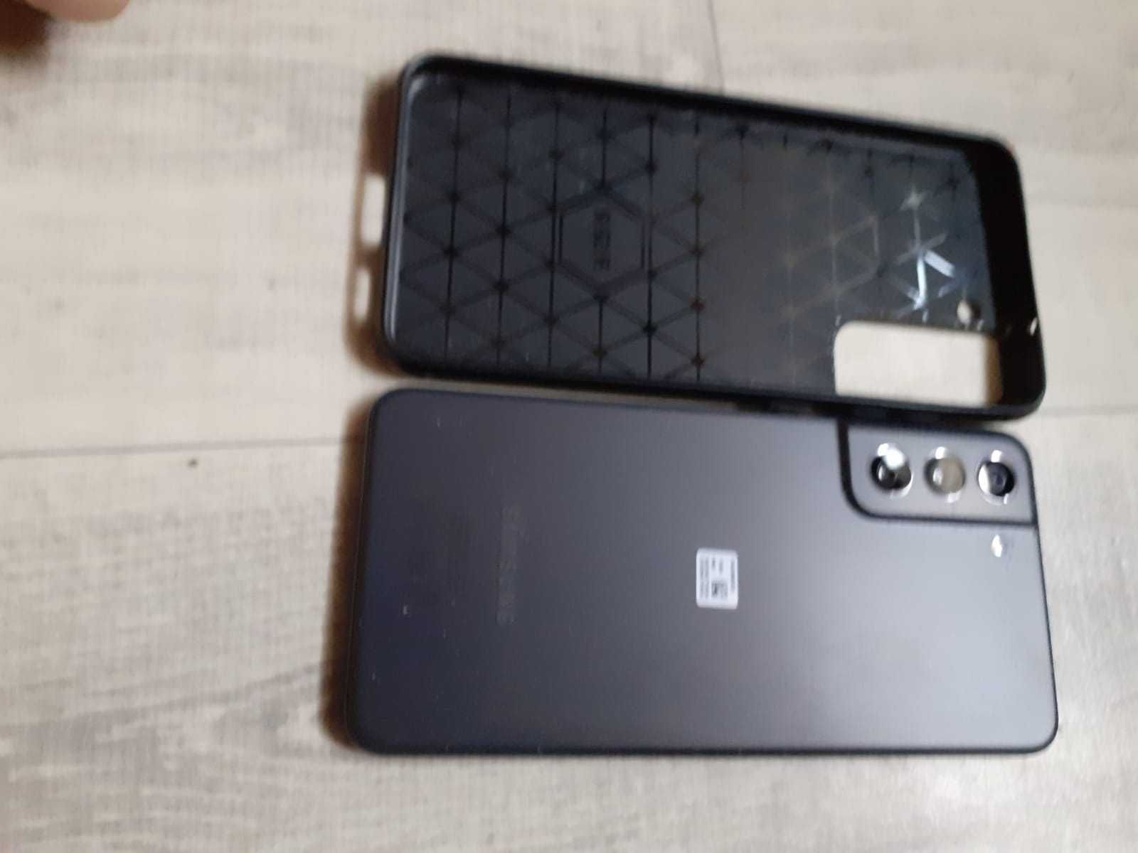 Samsung S21 FE stan idealny, z org pudełkiem, bez ładowarki, z etui.