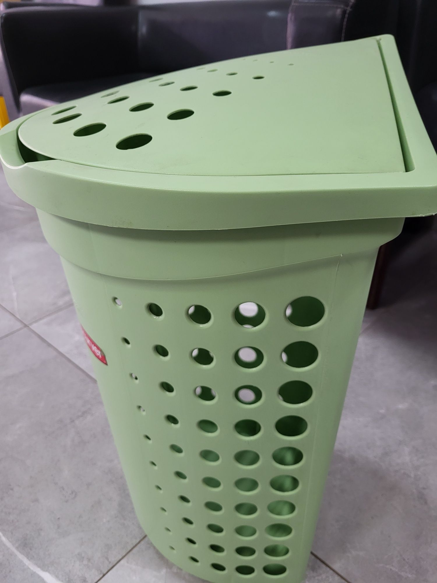 Kosz na bieliznę 40l