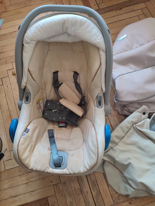 Коляска 3 в 1 на запчастини або під відновлення