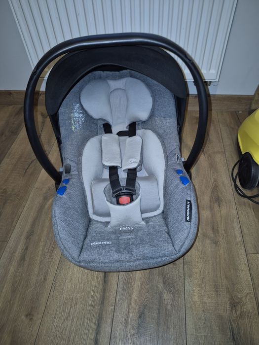 Fotelik avionaut pixel pro z baza isofix