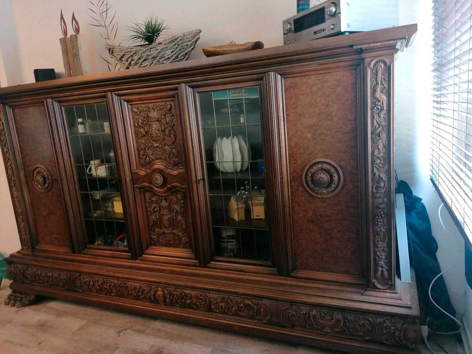 Antyczna Biblioteka Neorenesansowa z Drewna Orzechowego  Lwie Łapy