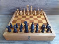 szachy drewniane, szachownica figury i pionki 32 sztuki