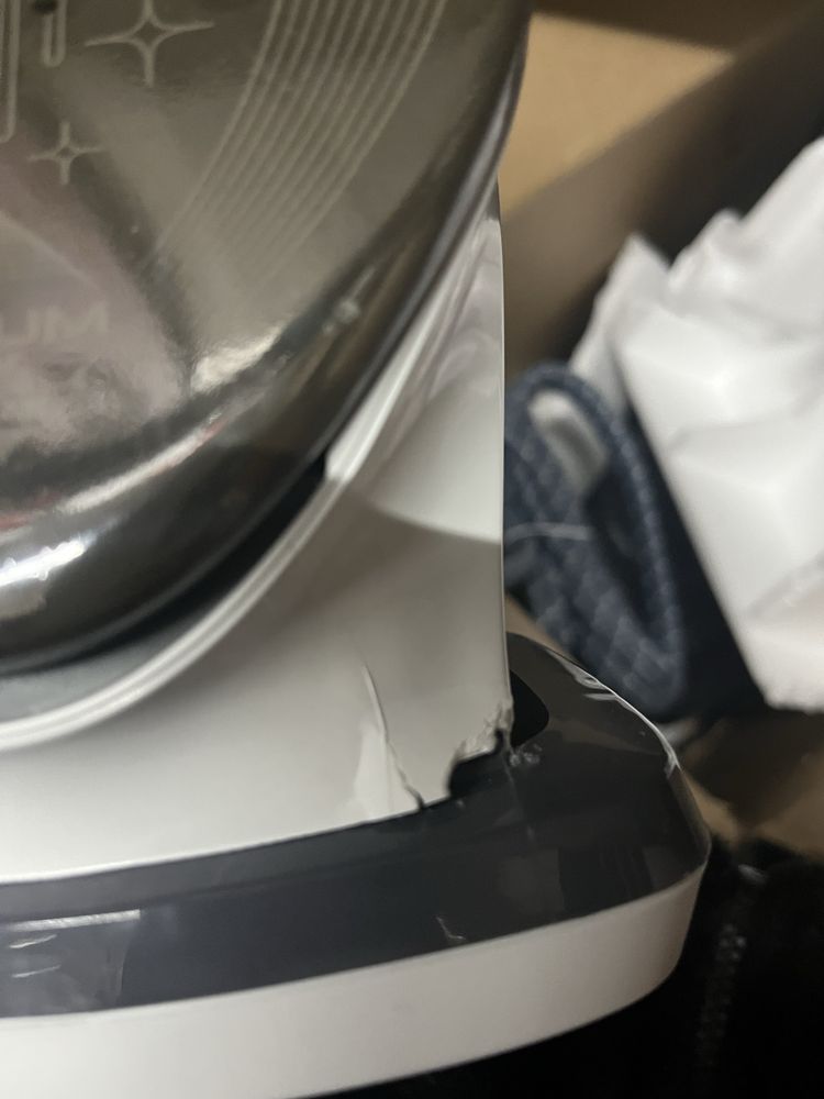 Tefal żelazko ze stacja parową GV7832