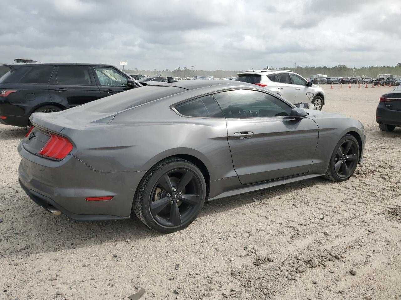 2021 FORD Mustang